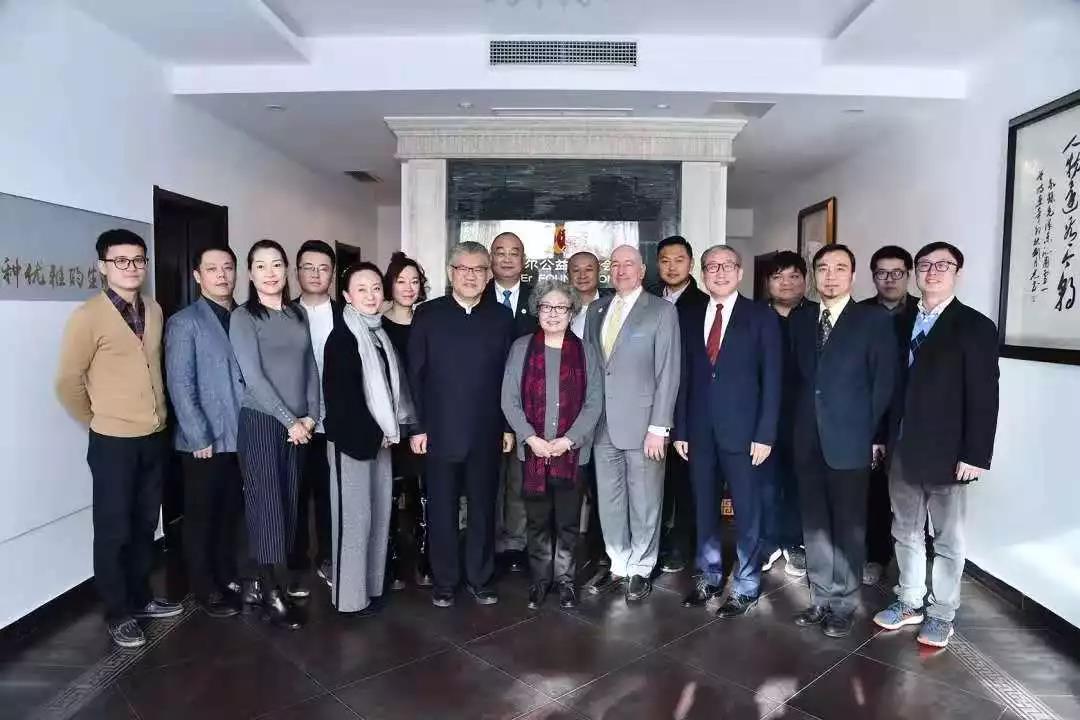 “爱之光——视觉关爱公益项目”战略合作签约仪式在京举行